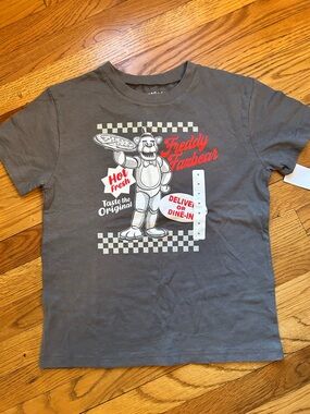 Freddy Fazbear Graphic Tee in Charcoal Gray
